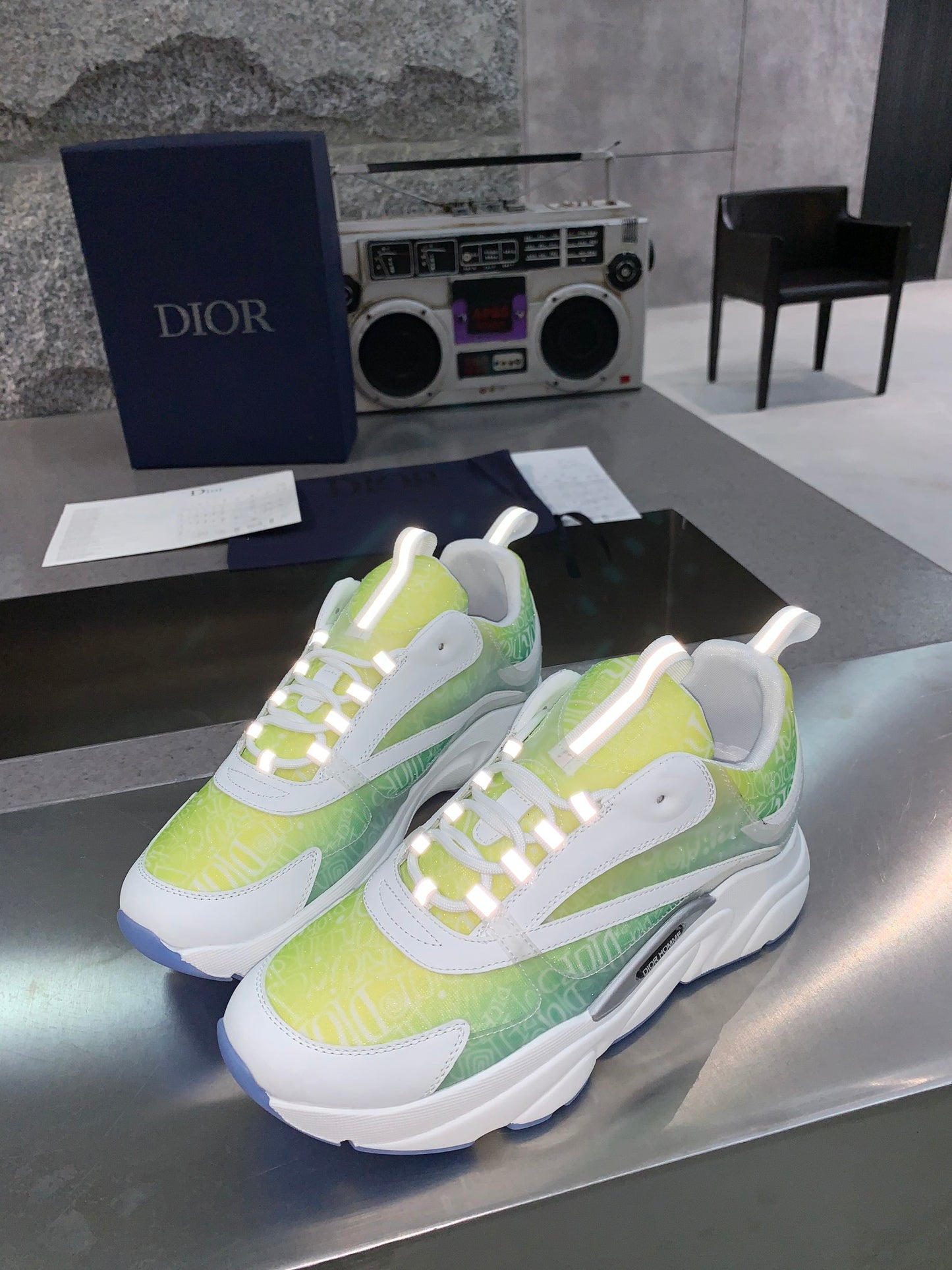 Dior